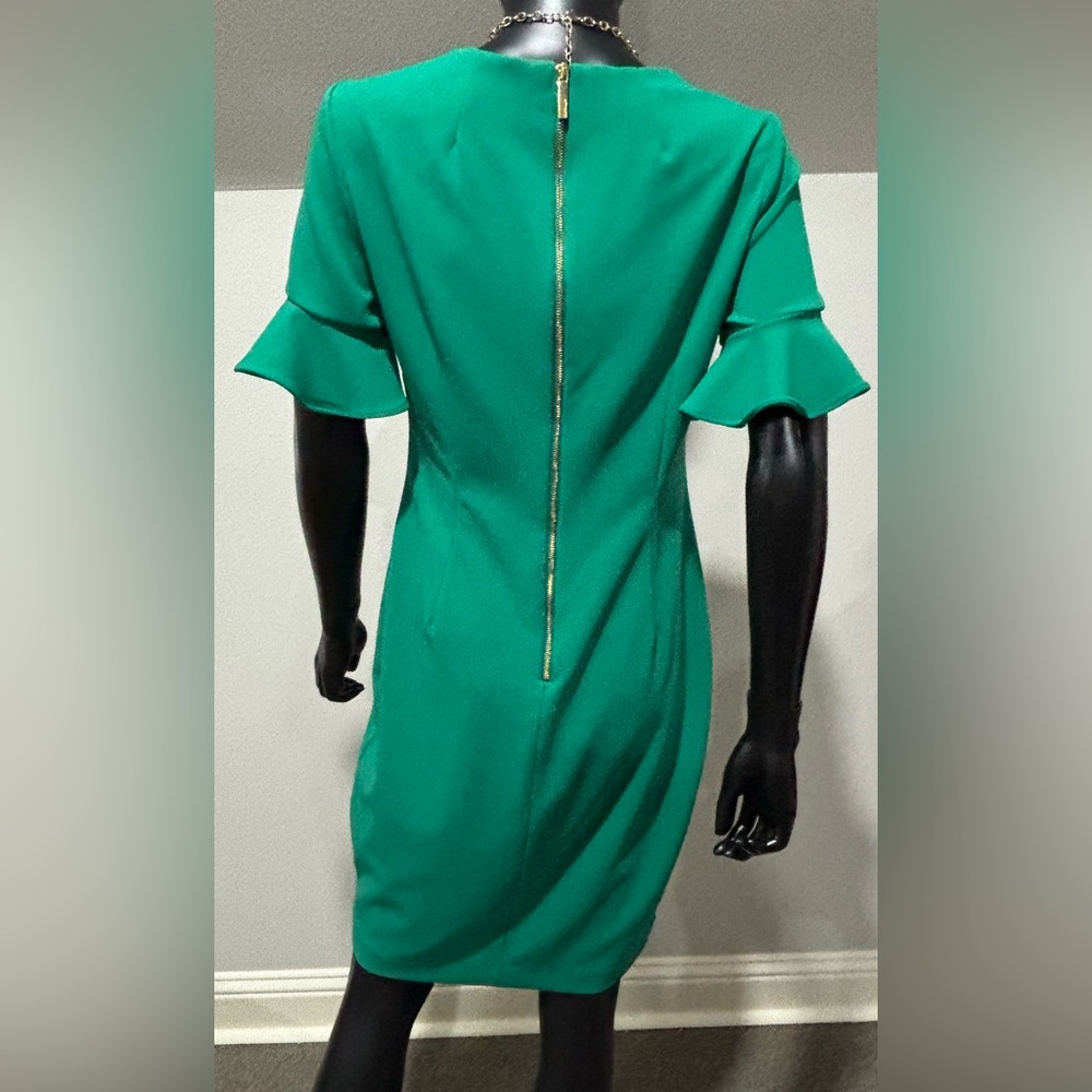 Beautiful Calvin Klein Bell Sleeve Sheath Green Dress 8 $115 - Picture 4 of 8